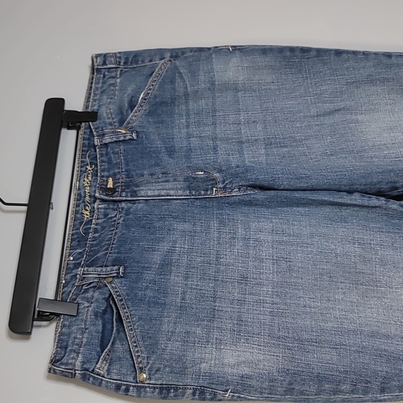 OLD Navy Classic Rise Denim Bermuda Shorts - Picture 2 of 8